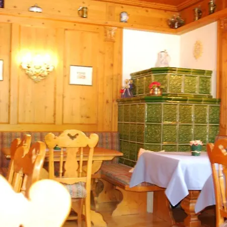 Posthotel Szálloda Ettal